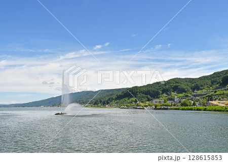 諏訪湖　　長野県岡谷市 128615853