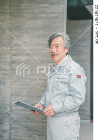 80 year olds 80 year olds 128619082