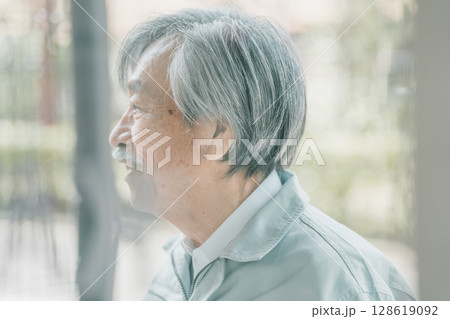 80 year olds 128619092