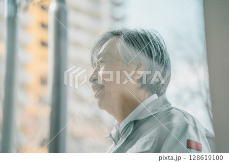 80 year olds 128619100