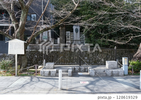 佐久間象山・大村益次郎遭難の碑 佐久間象山・大村益次郎遭難の碑 128619329