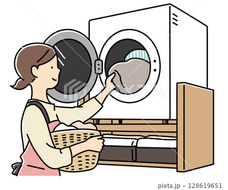 換気扇から洗濯物を取り出すお母さん 換気扇から洗濯物を取り出すお母さん 128619651