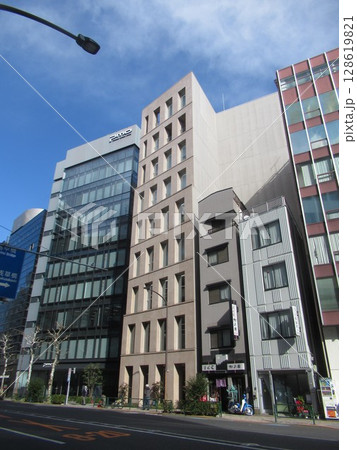 神田司町二丁目付近 128619821