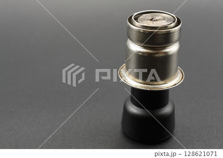 自動車のシガーライター 自動車のシガーライター 128621071