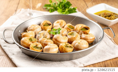 エスカルゴのガーリックバター焼き4 エスカルゴのガーリックバター焼き4 128621515