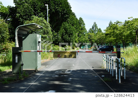 彩湖道満グリーンパーク_駐車場_10 128624413