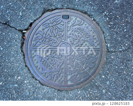 ご当地マンホール（長野県塩尻市） 128625183