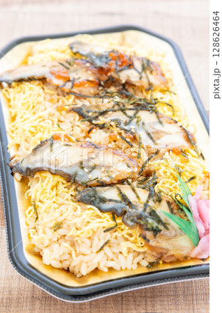 おいしい鰻ちらし寿司 128626464