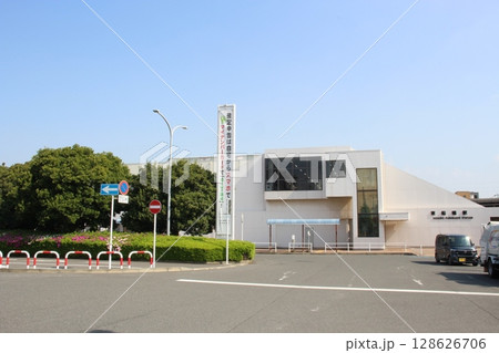 JR東船橋駅　駅前 128626706