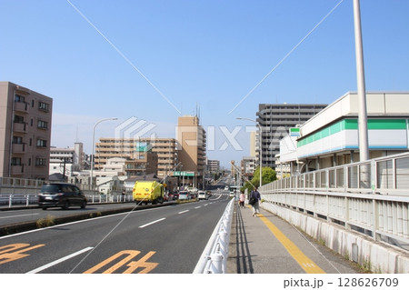 JR幕張本郷　駅前 128626709