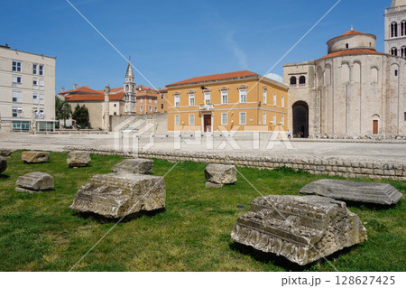 Zadar, Croatia - 04.22.2025: ruins of ancient Roman forum in city old town 128627425