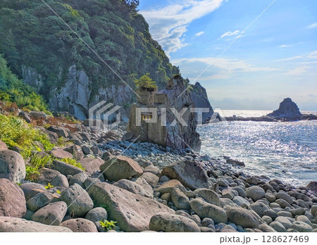伊豆稲取のはさみ石 11 128627469