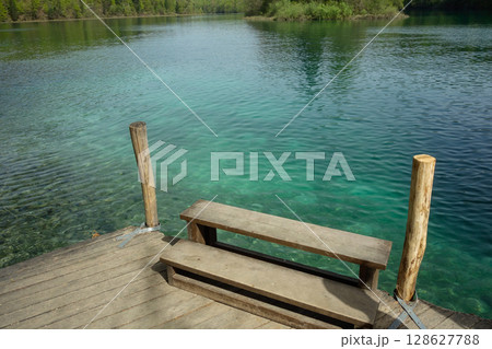 splendid green lake in Plitvice Lakes National Park. Waterfalls, lakes and flora in Croatia splendid green lake in Plitvice Lakes National Park. Waterfalls, lakes and flora in Croatia 128627788
