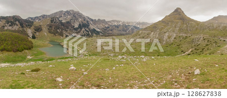 amazing landscape with lake and mountains at high altitude in Durmitor National Park, Zabljak, Montenegro 128627838