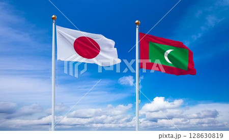 日本の国旗とモルディブの国旗 128630819