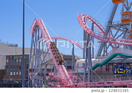 よこはまコスモワールドのダイビングコースター バニッシュ 128631165