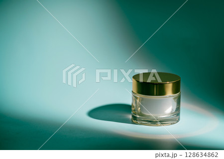 Glass skincare cream jar 128634862