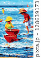 夏の海辺で遊ぶ子供たち 128639173