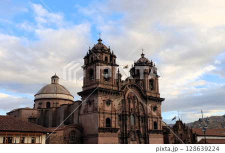 クスコの大聖堂　世界遺産　ペルー　南米 128639224