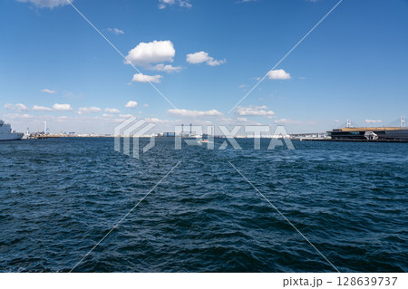 横浜みなとみらい　赤レンガ倉庫 128639737