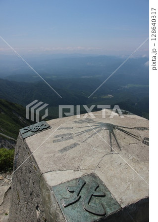 大山最高峰 ”剣ヶ峰”山頂!『日本100名山』鳥取県「伯耆大山」稜線 登山道・登山初心者 vlog 大山最高峰 ”剣ヶ峰”山頂!『日本100名山』鳥取県「伯耆大山」稜線 登山道・登山初心者 vlog 128640317