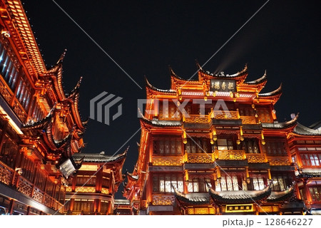 豫园老街の夜 上海、中国 豫园老街の夜 上海、中国 128646227
