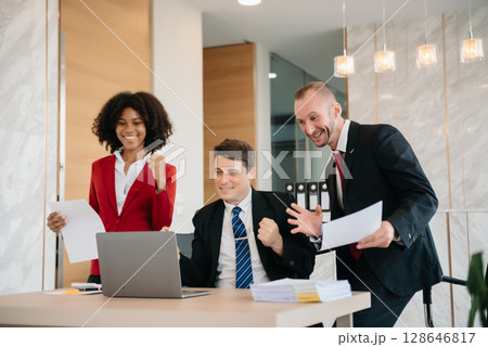 Those who work hard, win in the conference room new startup project Those who work hard, win in the conference room new startup project 128646817