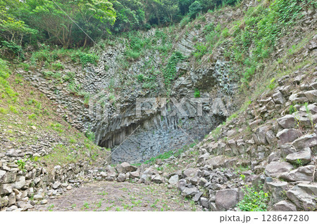 【玄武洞公園 玄武洞 (北朱雀洞)】 兵庫県豊岡市赤石 128647280