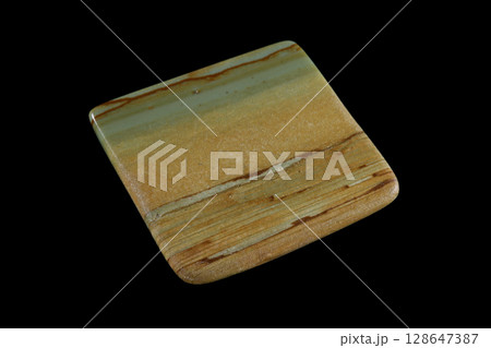 ピクチャー・ジャスパー 風景を宿す石 128647387