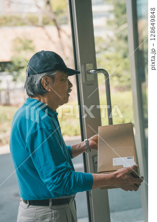 80 year olds 80 year olds 128649848