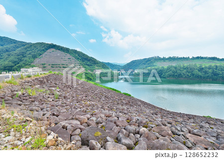 【殿ダム】 鳥取県鳥取市国府町殿 128652232