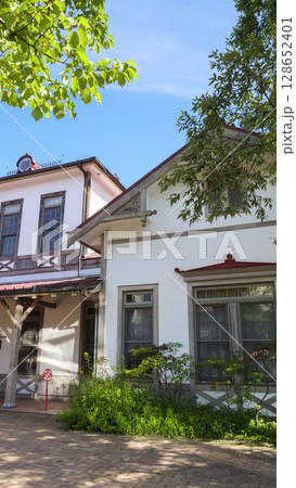 レトロな駅舎 レトロな駅舎 128652401