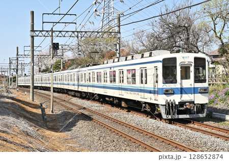 鉄道 私鉄:東武野田線 8000系 81117F 鉄道 私鉄:東武野田線 8000系 81117F 128652874
