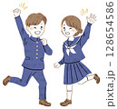 ジャンプしてガッツポーズする男の子とジャンプして手を振る女の子　制服姿の学生のイラスト　全身 128654586