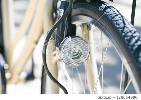 自転車パーツ接写 高解像度のメカニカルディテール 自転車パーツ接写 高解像度のメカニカルディテール 128654980