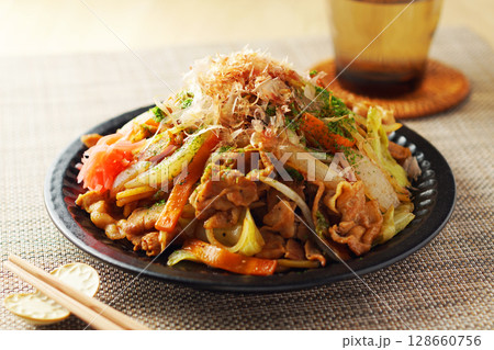 焼きそば 128660756