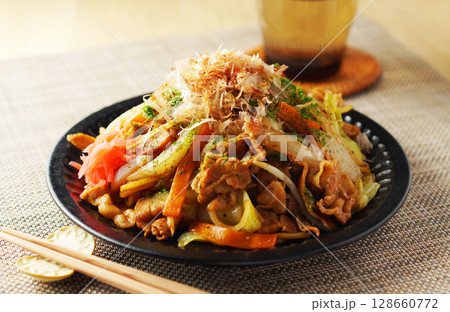 焼きそば 128660772