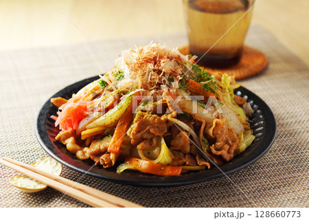 焼きそば 128660773