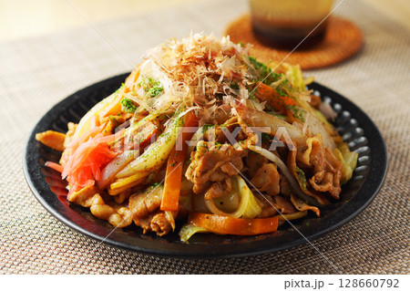 焼きそば 128660792