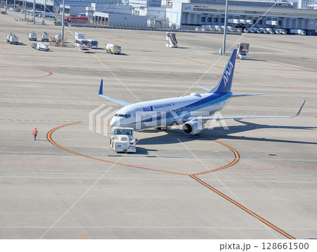 中部国際空港　スカイデッキ 128661500