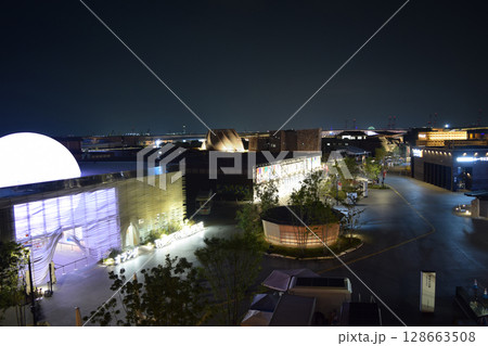 2025年大阪・関西万博の夜の会場 2025年大阪・関西万博の夜の会場 128663508