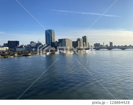 新潟市　萬代橋 128664428