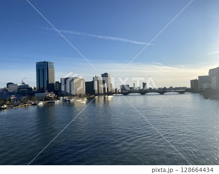 新潟市　萬代橋 128664434