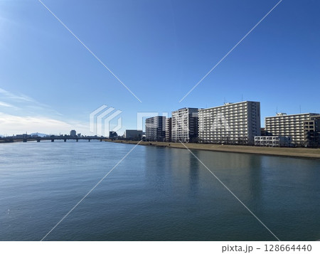 新潟市　萬代橋 128664440