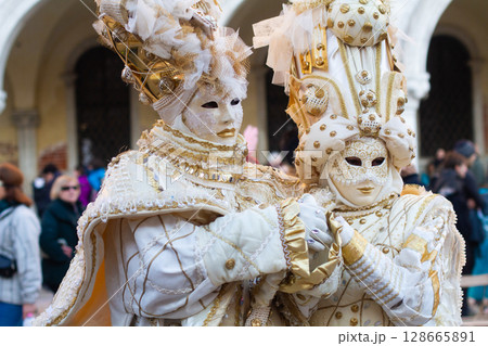 beautiful venetian masks on people during carnival in venice beautiful venetian masks on people during carnival in venice 128665891
