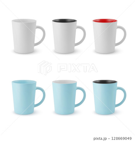 Set of Empty Cups 128669049