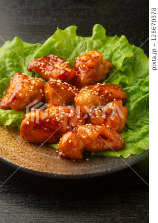 ヤンニョムチキン ヤンニョムチキン 128670378