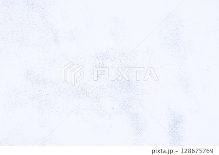 Skim coat on concrete surface for flat smooth. 128675769