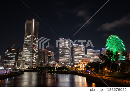横浜　みなとみらい夜景 128676022