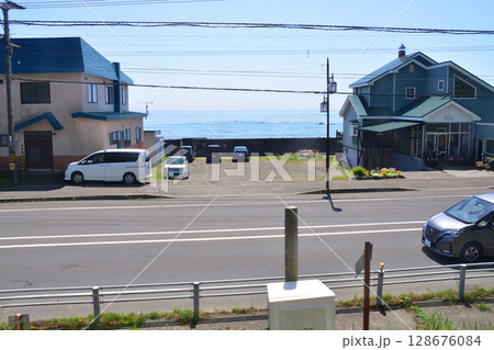 JR北海道、根室本線の白糠駅から釧路駅までの車窓風景 128676084